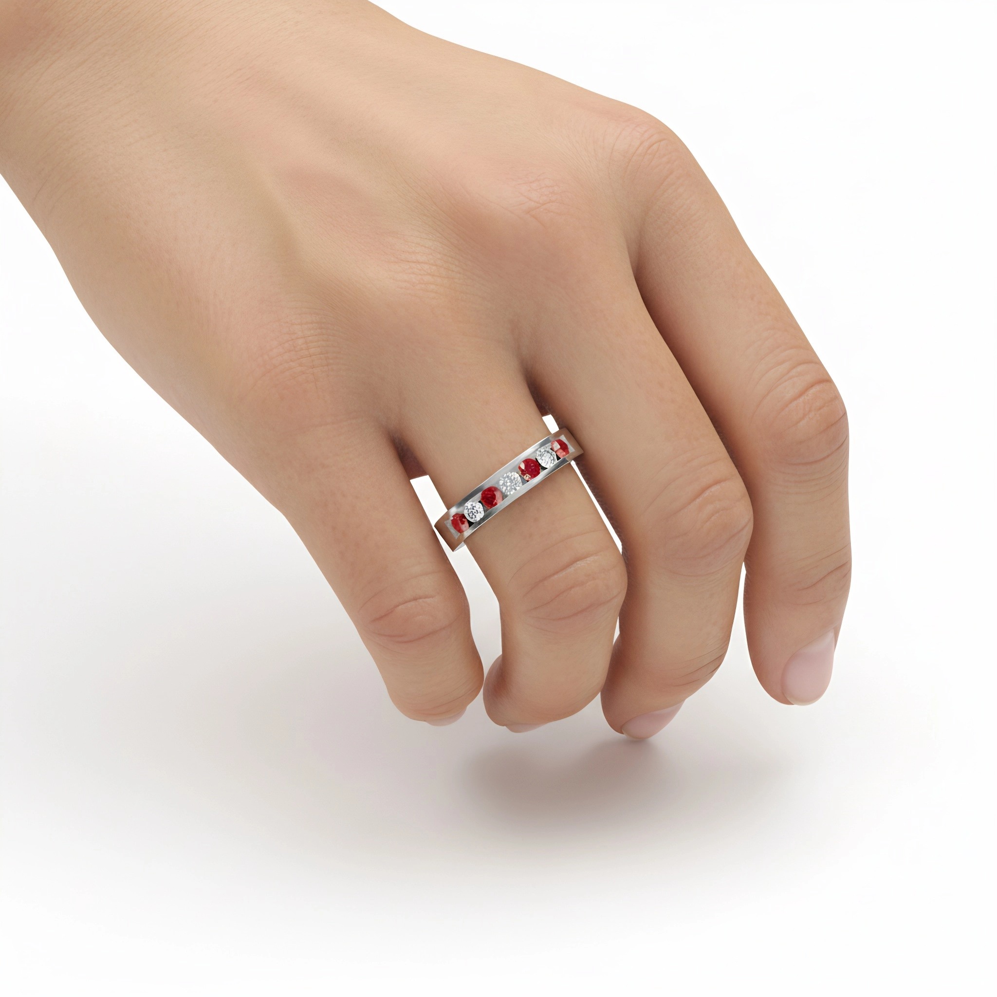 Lab Grown Round Diamond Ring in 18 K